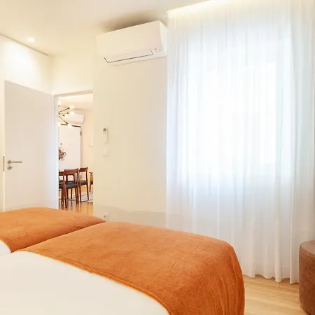 Apartment Avenida