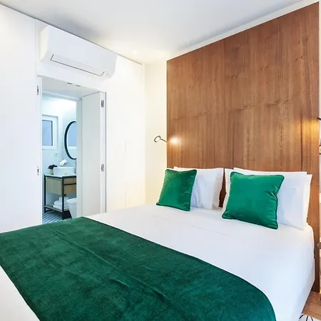 Avenida Apartment