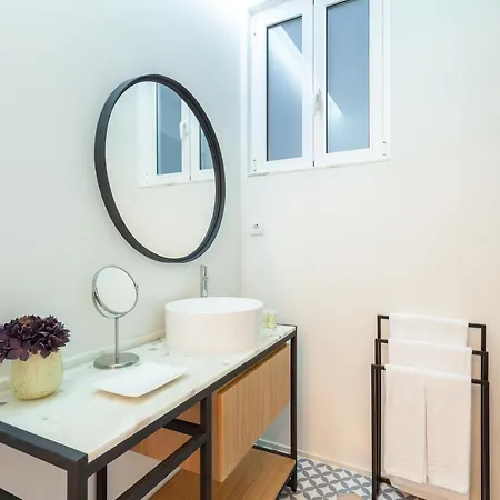 Avenida Apartment
